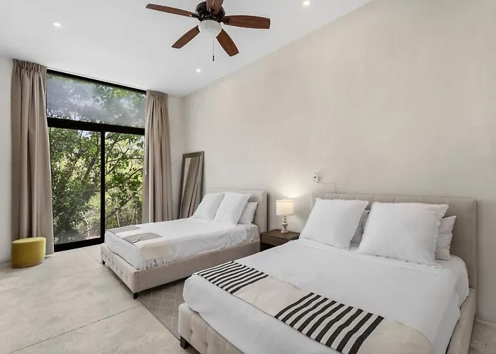 Cosy Designed 5bdr 8beds Dual Apts W Amenities