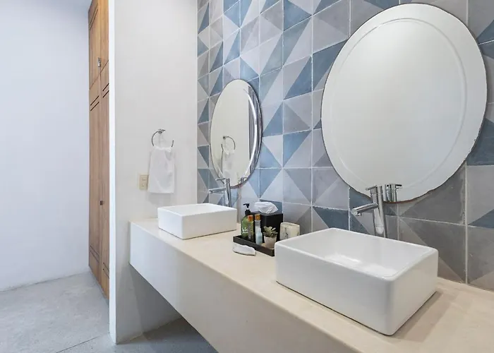 Apartment Cosy Designed 5bdr 8beds Dual Apts W Amenities *