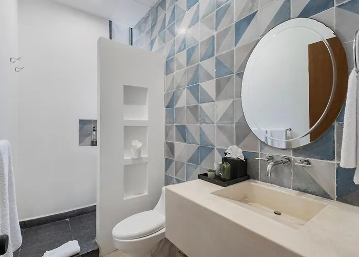 Cosy Designed 5bdr 8beds Dual Apts W Amenities *
