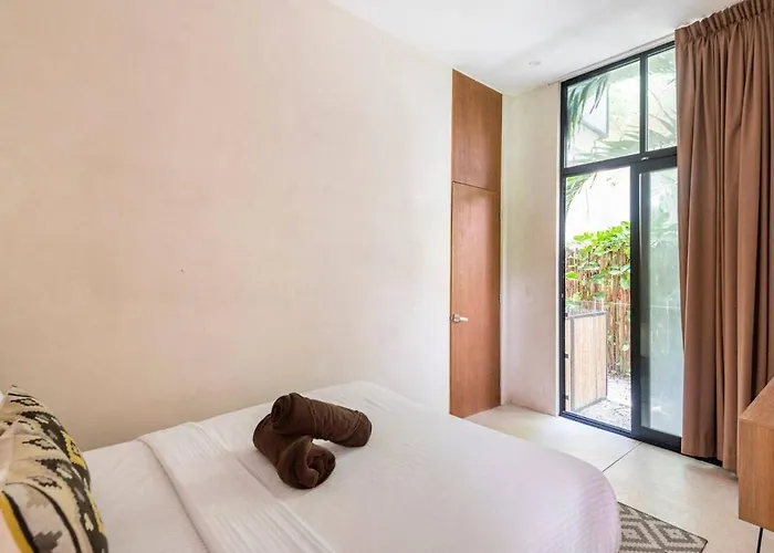 Cosy Designed 5bdr 8beds Dual Apts W Amenities Apartment *